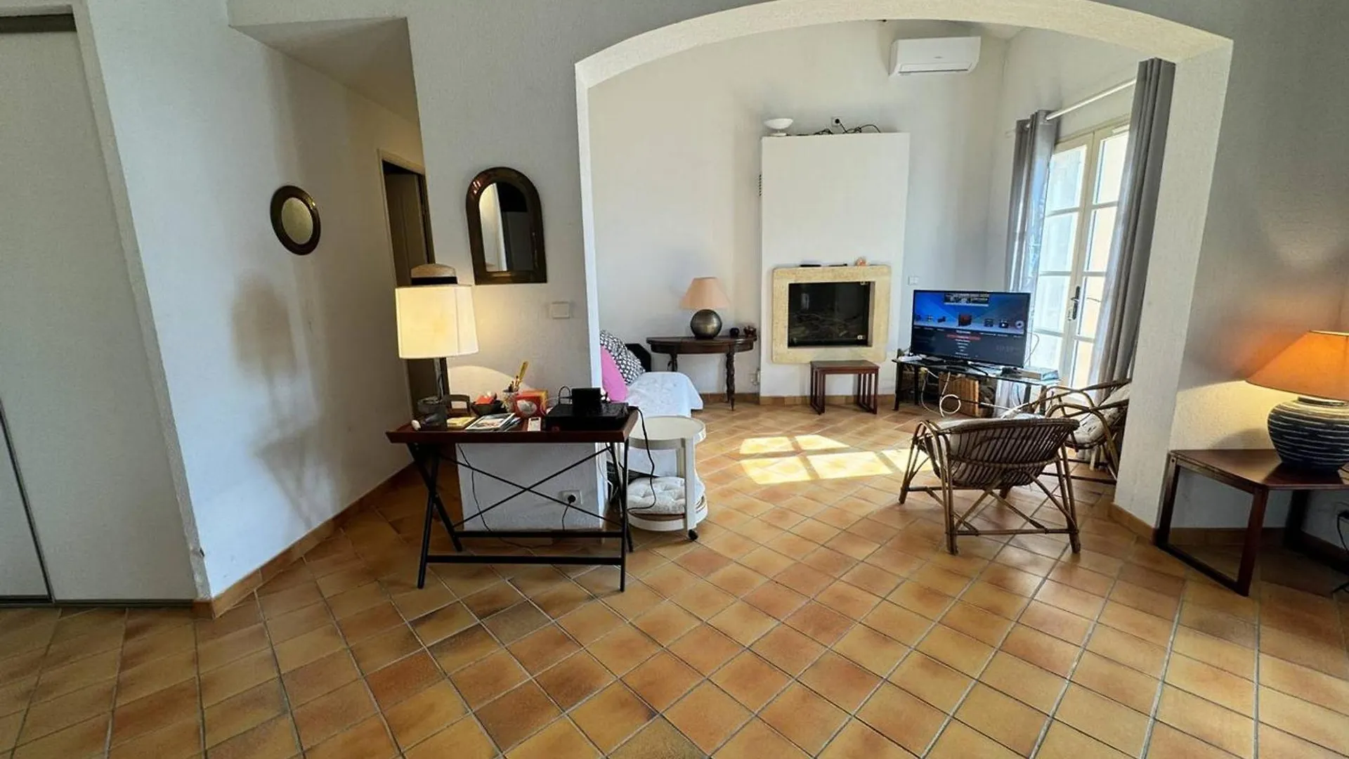 Maison Individuelle 2 Chambres Avec Jardin, Piscine Et Tennis, Proche Du Centre-Village - Fr-1-726-44 La Croix-Valmer Holiday home